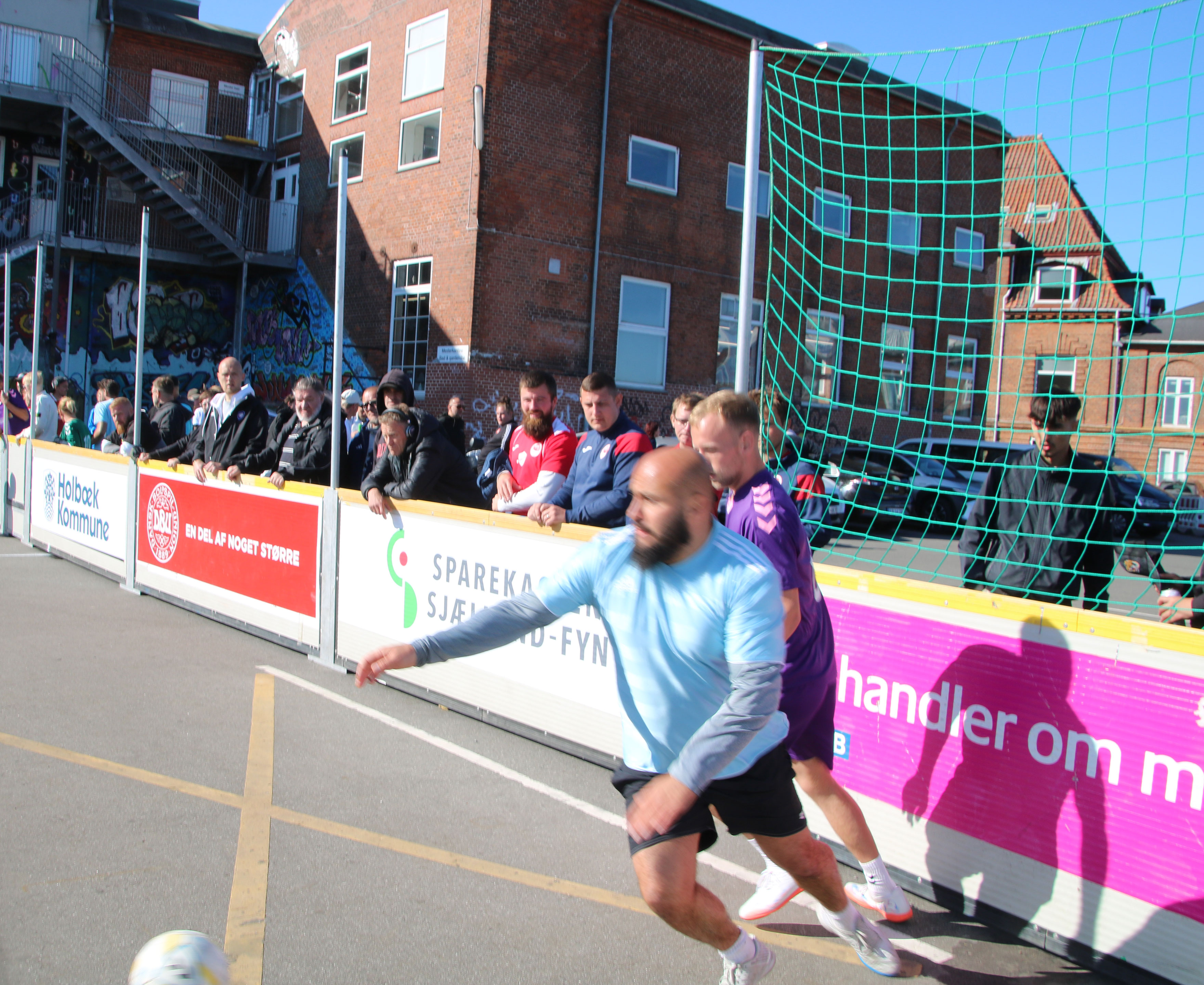 Fodboldkamp i OMBOLD