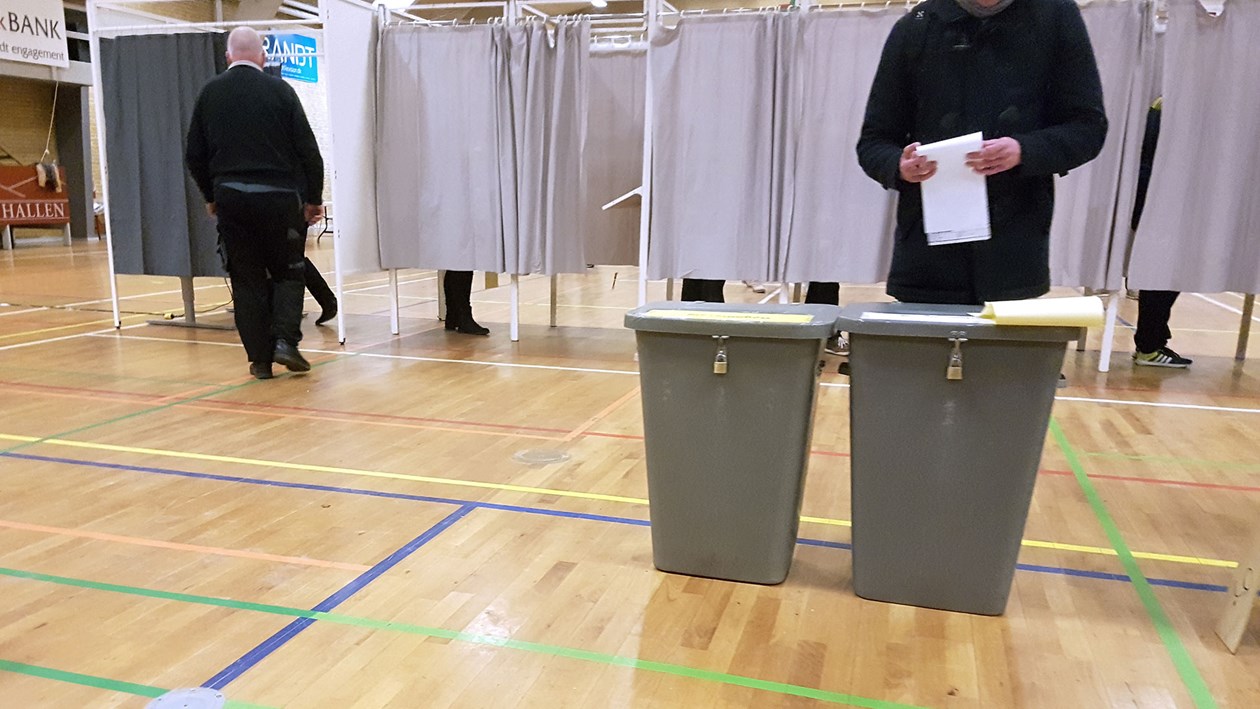 Stemmebokse og valgurner