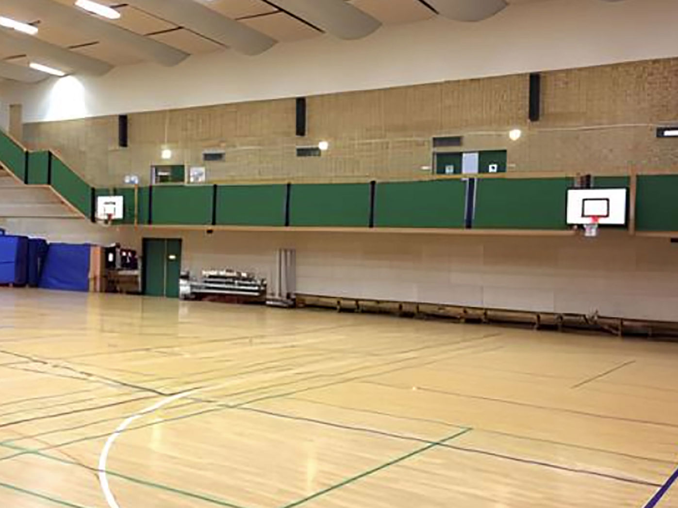 Indendørs fra Skovparkhallen