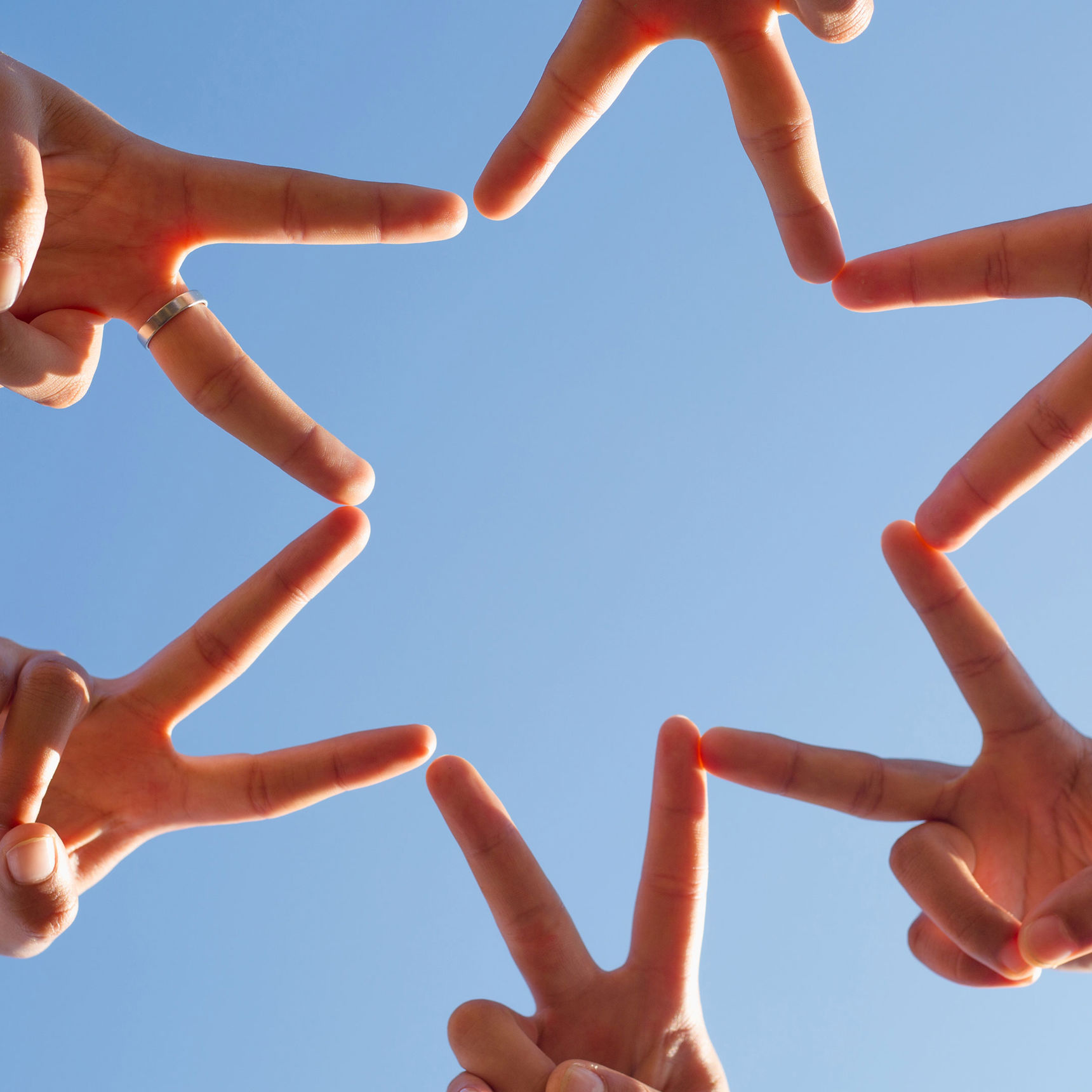 Fingre der i fællesskab danner en stjerne