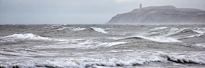 Storm i oprørt hav