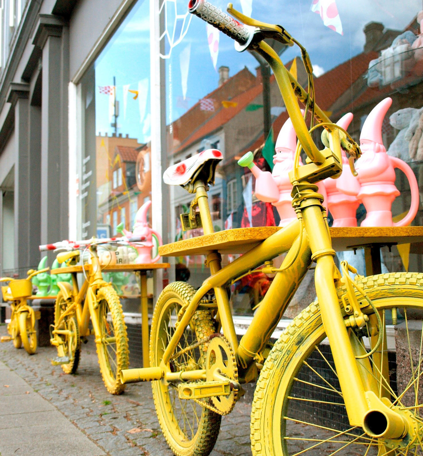 Små gule cykler