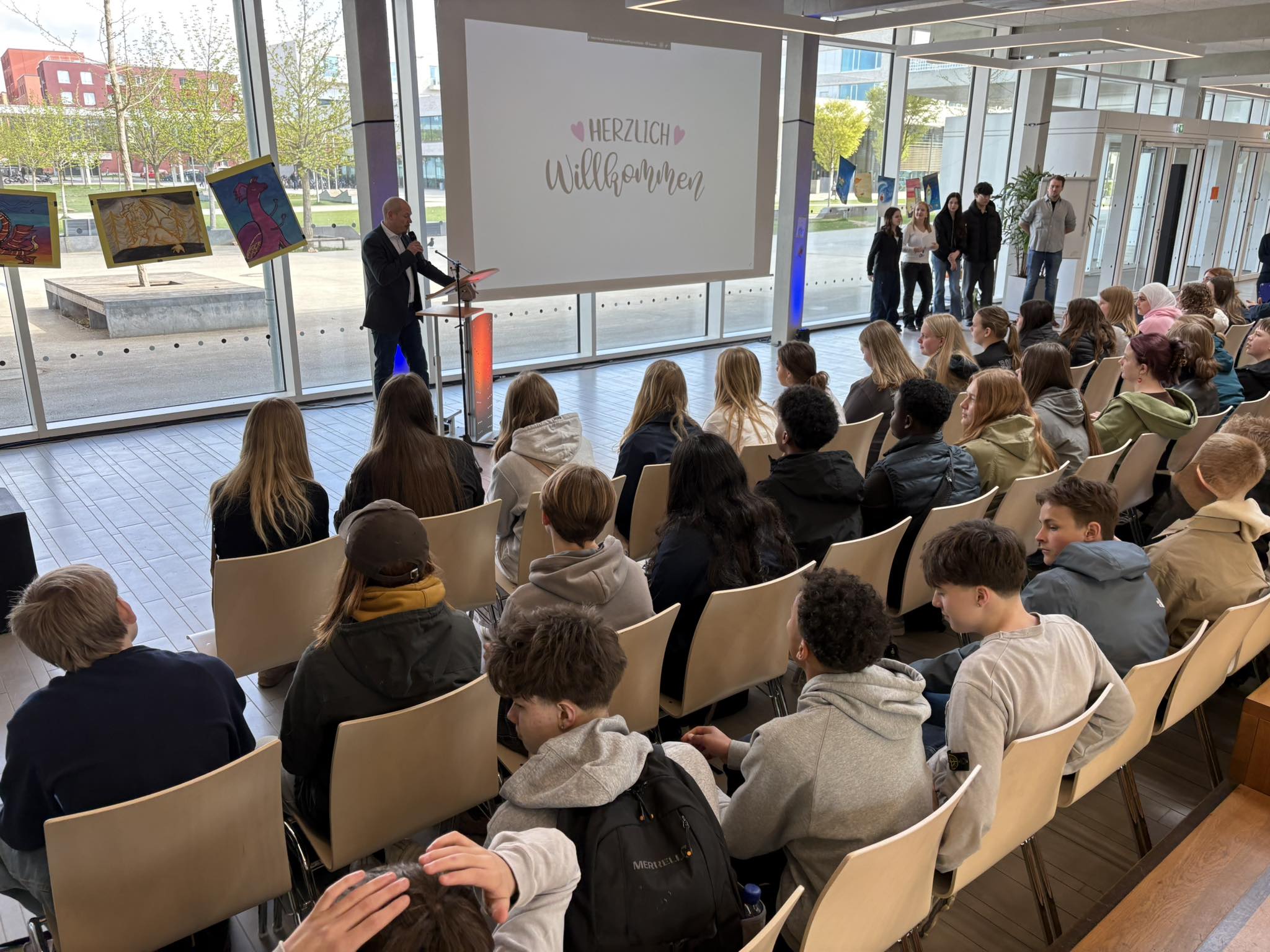 Fællessamling på Freiham Real Schule