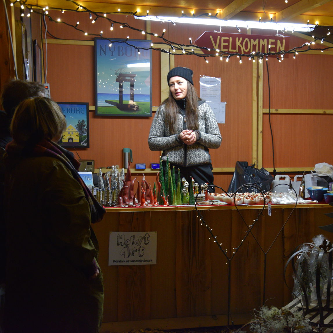 Markedsbod under Jul i den gamle Kongeby