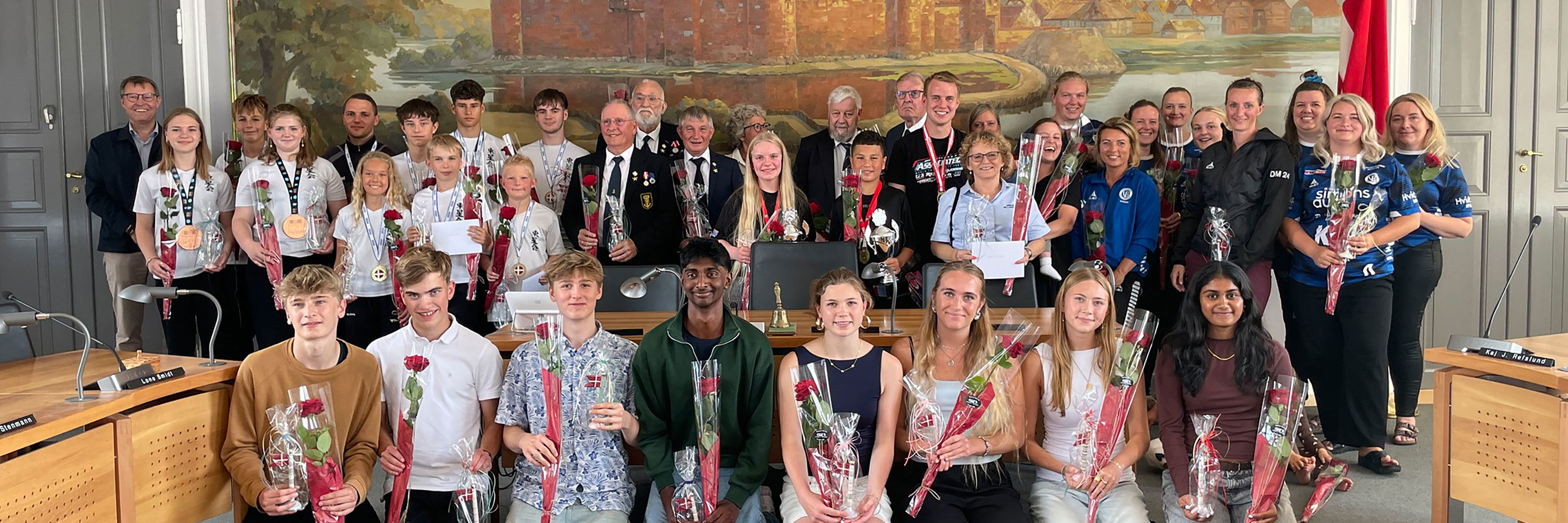 Fællesfoto fra byrådssalen af mestre i Nyborg 2024