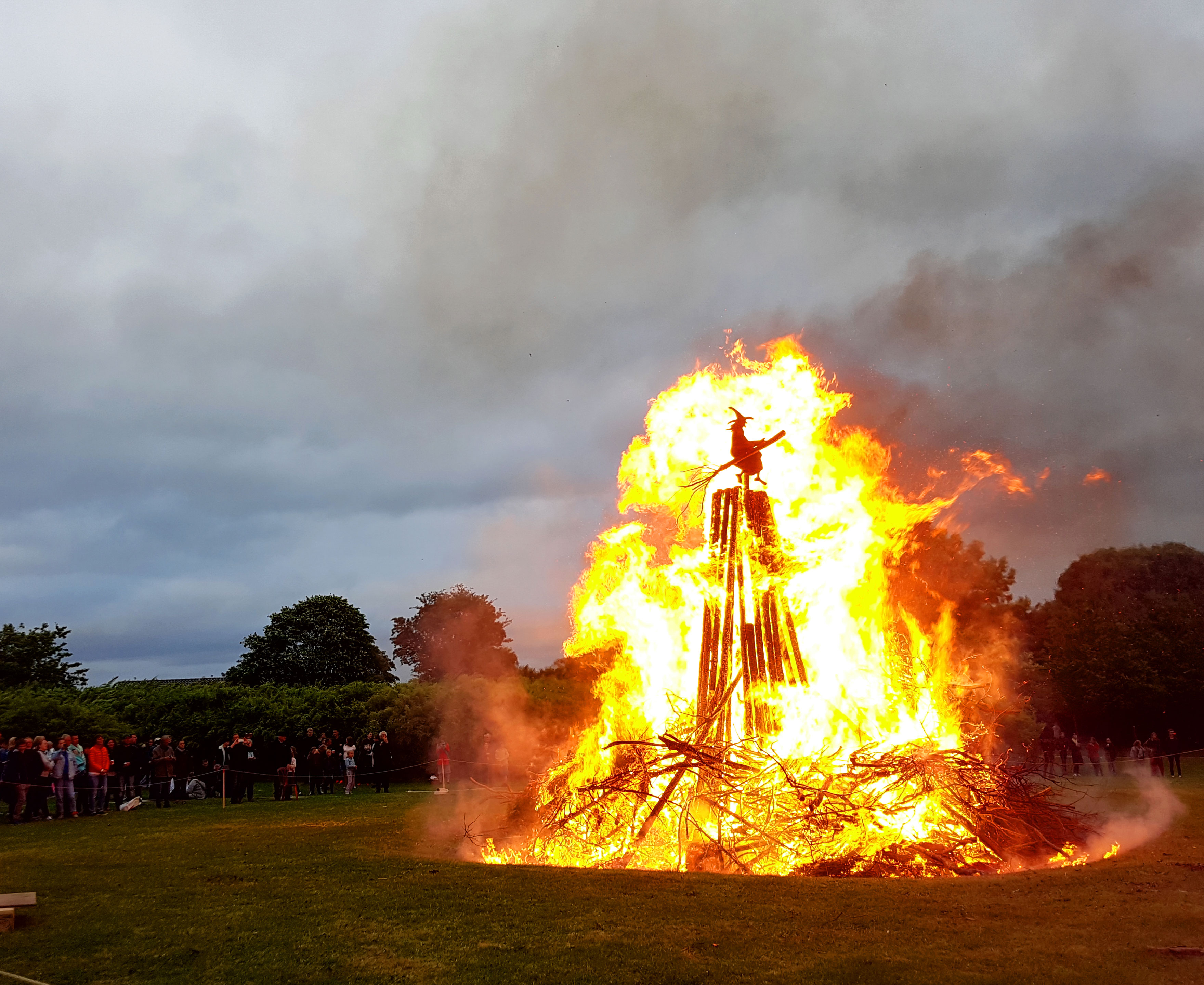 Sankt Hans bål