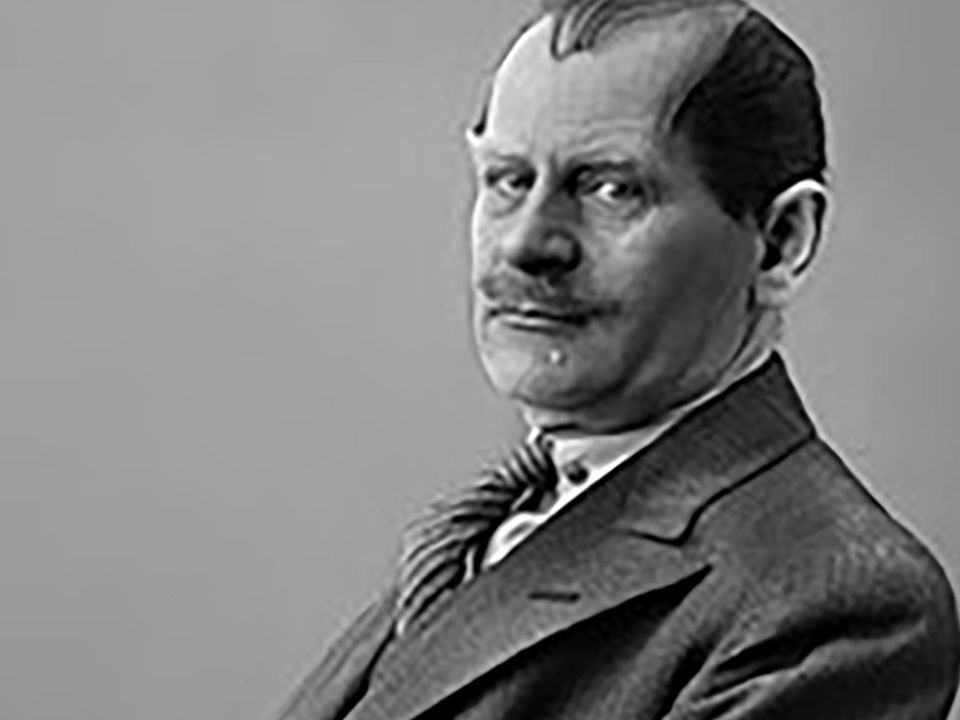 Foto af en herre fra bogen: NYBORG 1914 OG 2023.