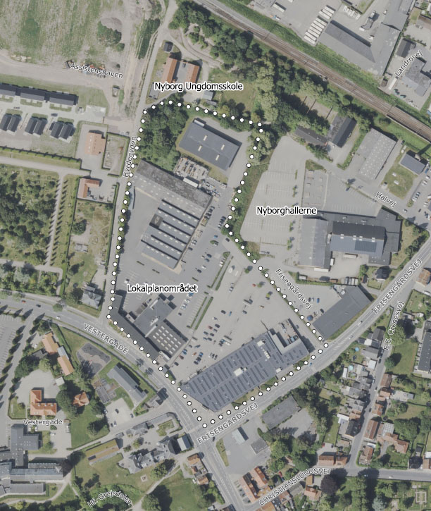 Luftfoto over område ved Føtex, Rema 1000 og Nyborghallen mv.